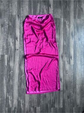 White Fox Hot Pink Maxi Skirt Women’s Small Maxi Skirt